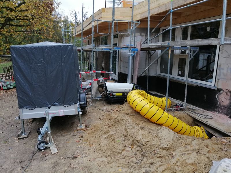 Baubeheizung mit Ölheizgebläse inkl. mobilem Tank